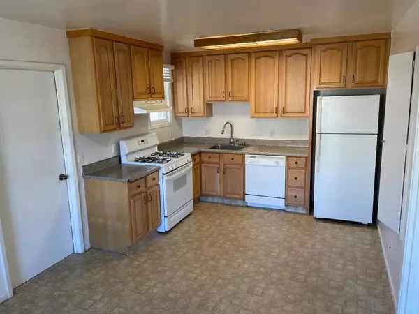 South San Francisco, CA 94080,1012 Crestwood DR