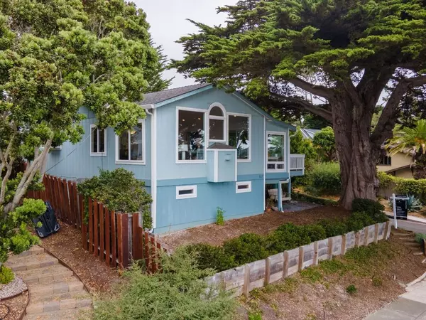 Moss Beach, CA 94038,687 Stetson ST