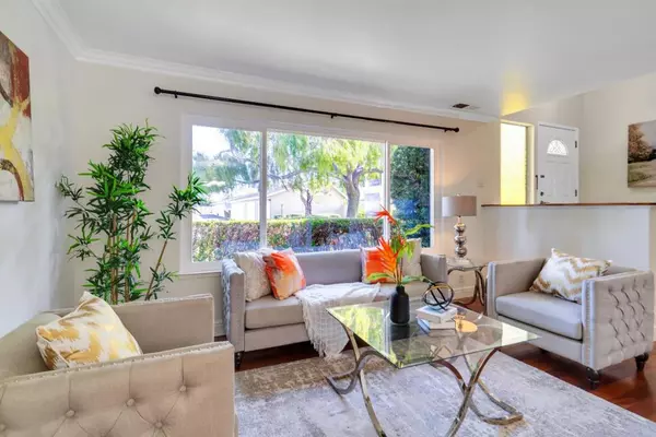 Foster City, CA 94404,708 Nina LN