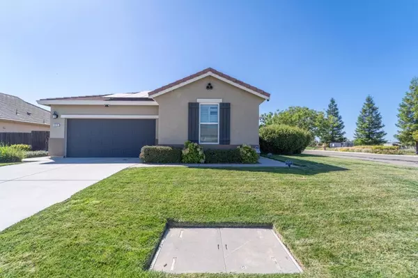 2275 Ravenbrook LN, Manteca, CA 95336