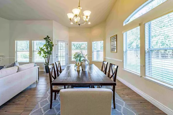 Clovis, CA 93619,17 Moody AVE