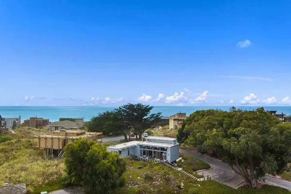 Watsonville, CA 95076,34 Sanderling CIR