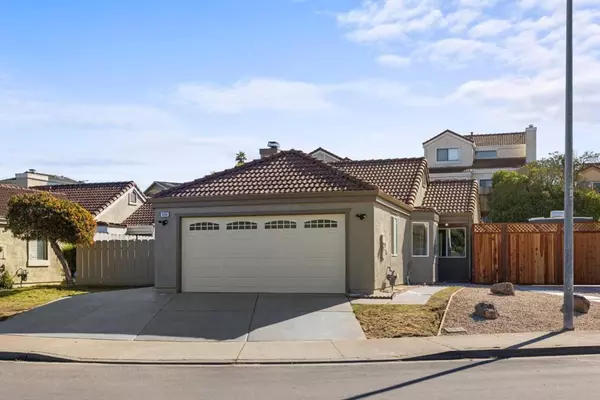 3286 Cove WAY, Marina, CA 93933