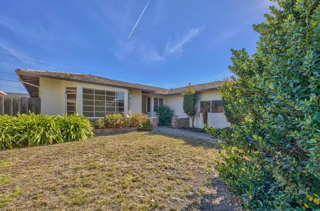 Salinas, CA 93901,1307 Primavera ST