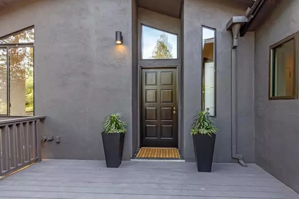 Portola Valley, CA 94028,236 Canyon DR