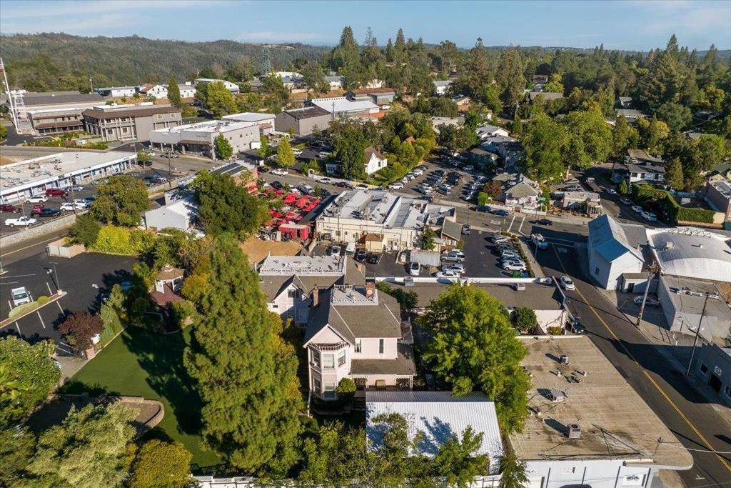 Auburn, CA 95603,164 Cleveland AVE