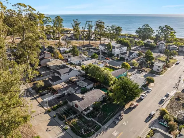 708 The Alameda, El Granada, CA 94018