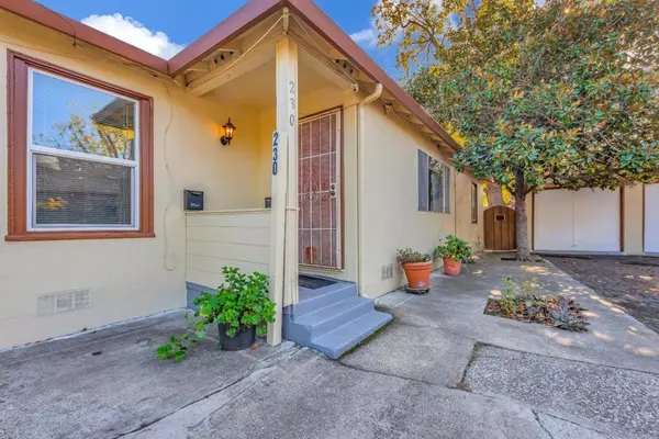 Menlo Park, CA 94025,230 Semicircular RD