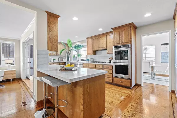 Millbrae, CA 94030,14 Shamrock CT