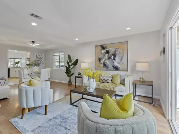 Cupertino, CA 95014,19945 Brenda CT