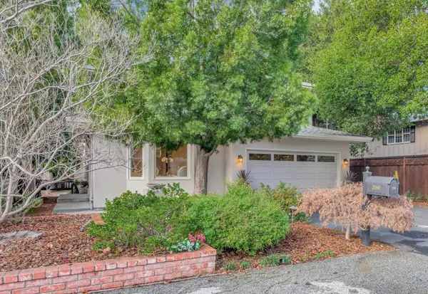 2060 Gordon AVE, Menlo Park, CA 94025