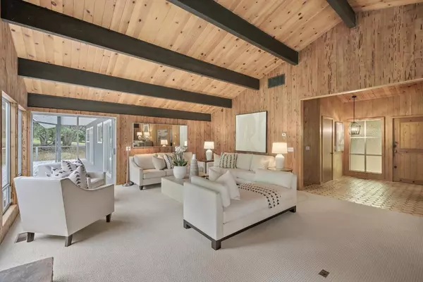 Portola Valley, CA 94028,320 Willowbrook DR