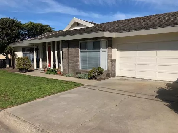 Pacific Grove, CA 93950,910 Del Monte BLVD