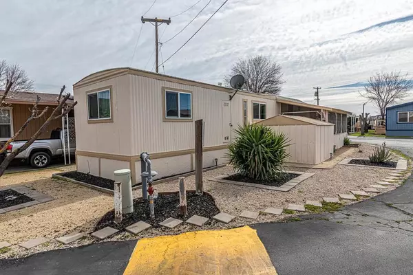 Los Banos, CA 93635,2151 E Pachecho BLVD