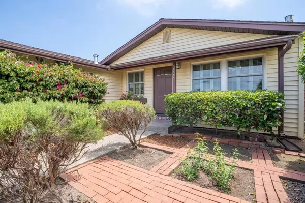 Pacifica, CA 94044,1365 Flores DR