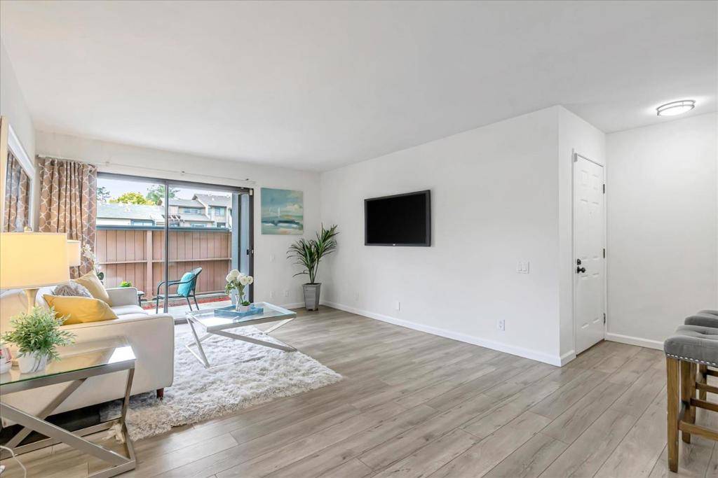 Fremont, CA 94539,275 Hackamore