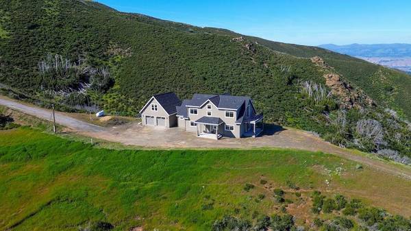 33501 Loma Chiquita RD, Los Gatos, CA 95033