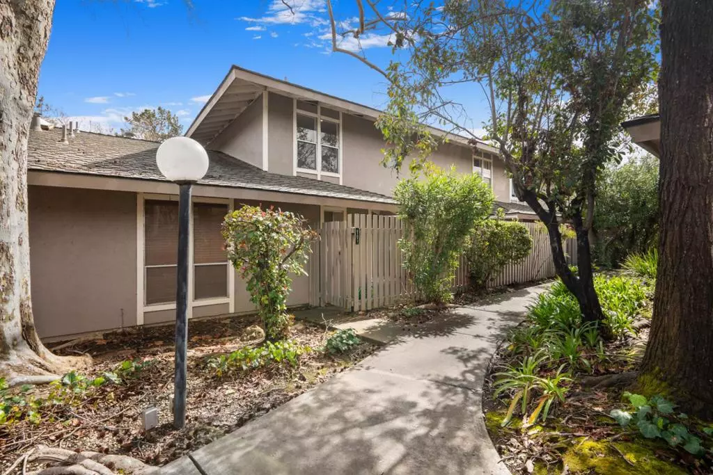Cupertino, CA 95014,21071 Red Fir CT
