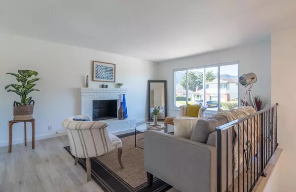Pacifica, CA 94044,1335 Aspen DR
