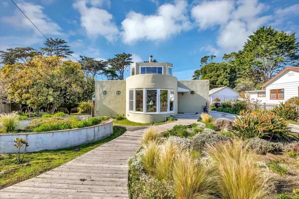 El Granada, CA 94018,163 Carmel AVE