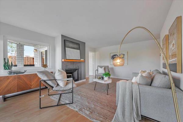 Redwood City, CA 94065,2 Cape Hatteras CT