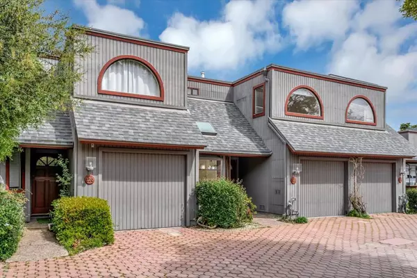 122 Amherst AVE, Menlo Park, CA 94025