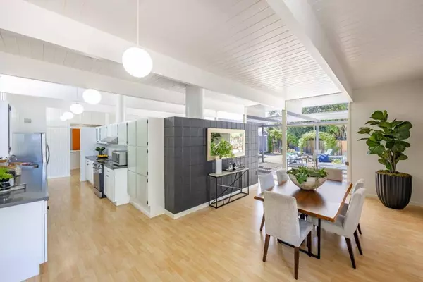 Palo Alto, CA 94306,481 San Antonio RD