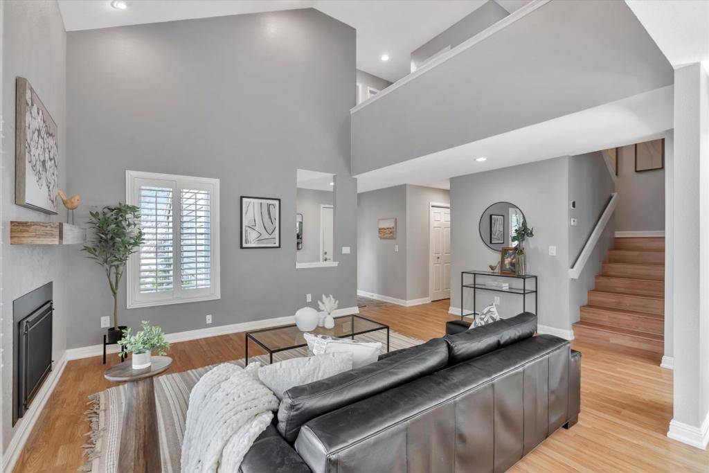 Danville, CA 94526,1704 Fountain Springs CIR