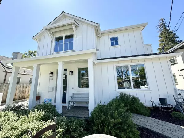 Burlingame, CA 94010,715 Linden AVE