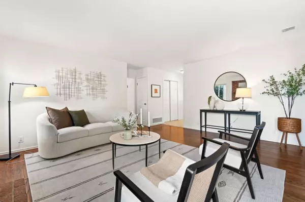 Redwood City, CA 94061,3705 Farm Hill BLVD