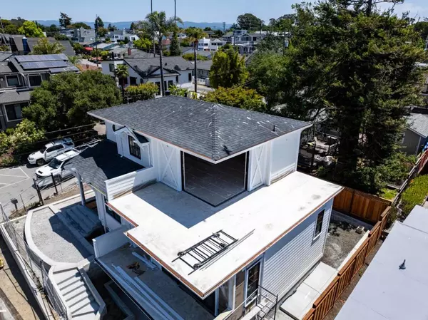 380 Lake AVE, Santa Cruz, CA 95062