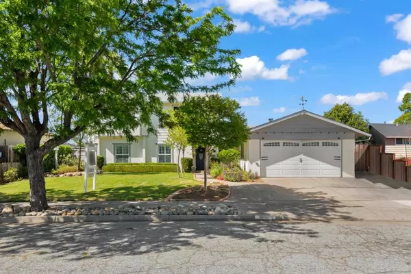 Gilroy, CA 95020,1247 Pappani DR