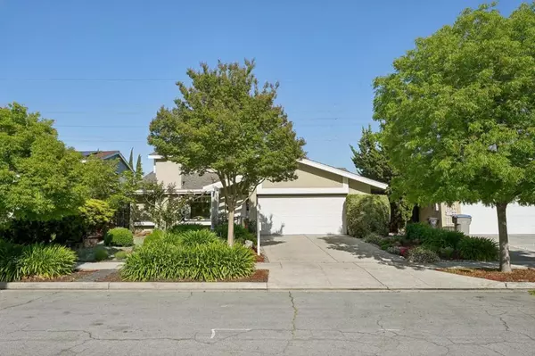 San Jose, CA 95119,6514 Hercus CT