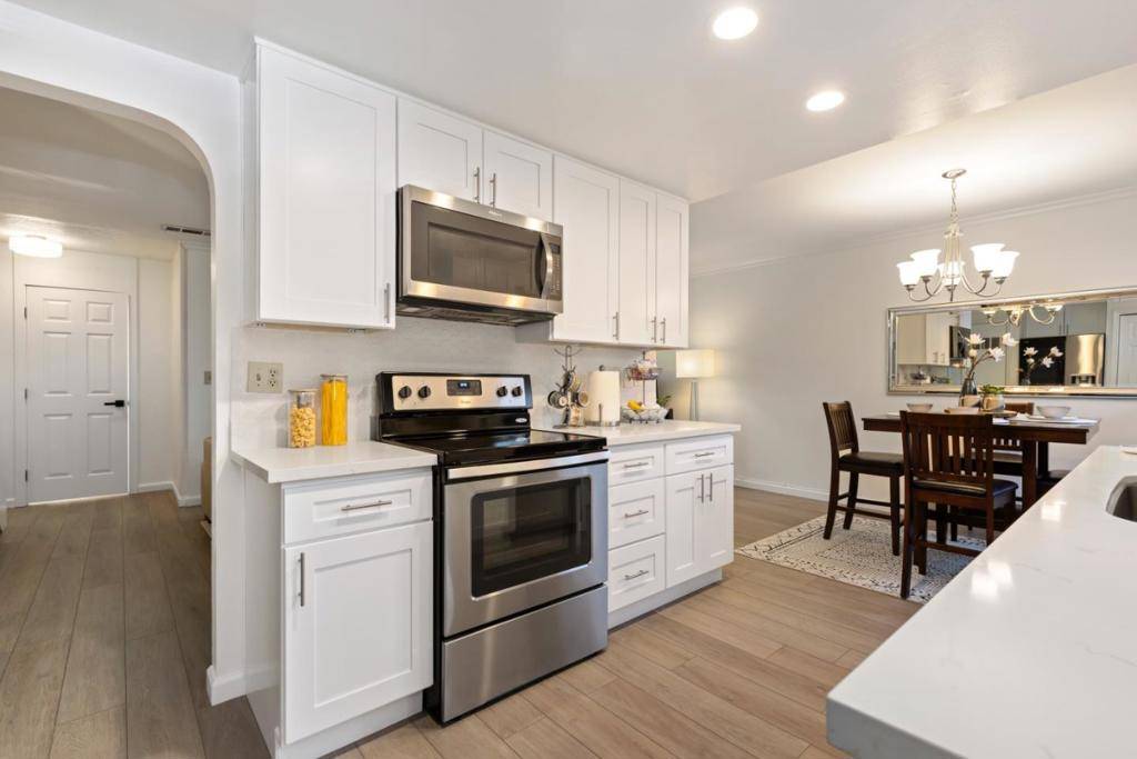 Campbell, CA 95008,4986 Peach TER