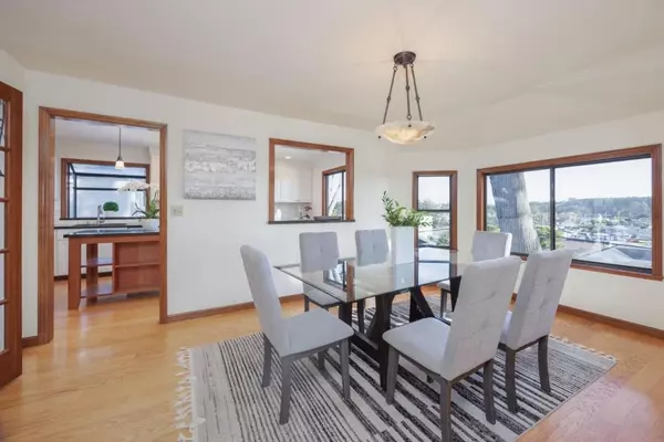 Moss Beach, CA 94038,600 California AVE