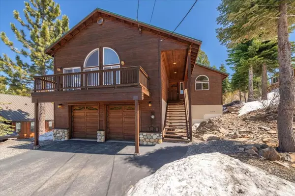 13610 Hillside DR, Truckee, CA 96161