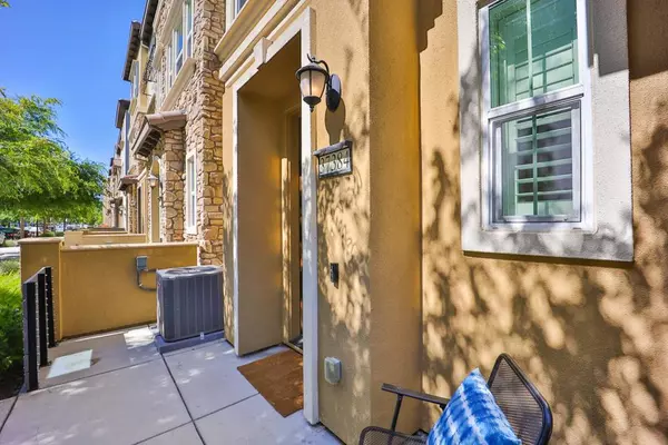 Fremont, CA 94536,37384 Sequoia RD