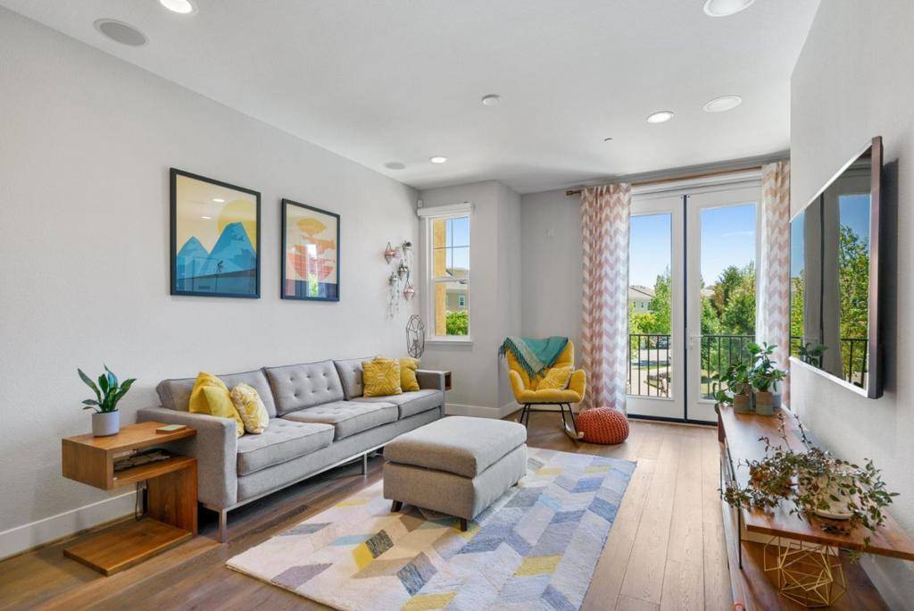 377 Derby AVE, San Mateo, CA 94403