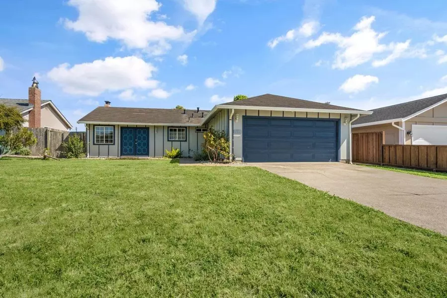 535 Spindrift WAY, Half Moon Bay, CA 94019