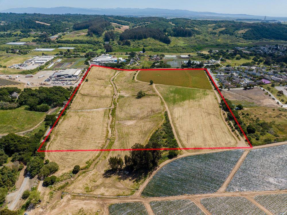 Royal Oaks, CA 95076,Sill RD