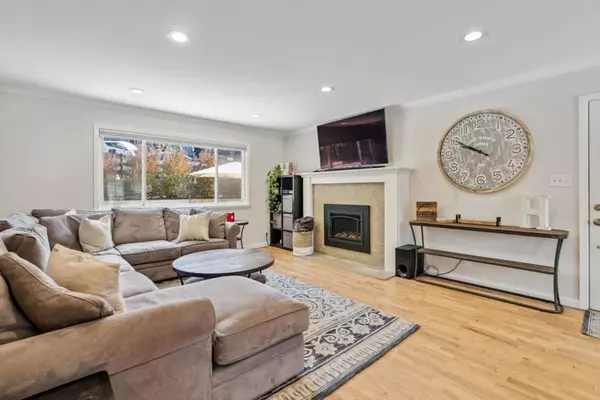 Ben Lomond, CA 95005,365 Eleana DR