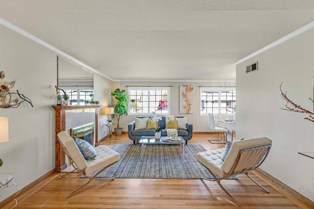 San Bruno, CA 94066,2390 Crestmoor DR