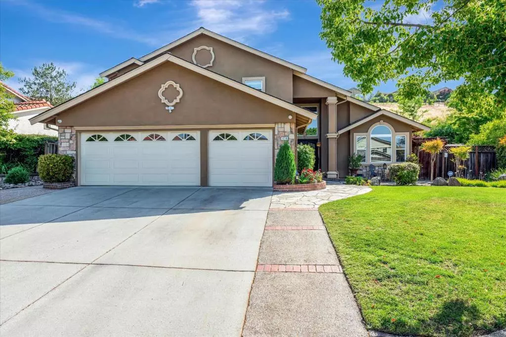 San Jose, CA 95120,1216 Valley Quail CIR