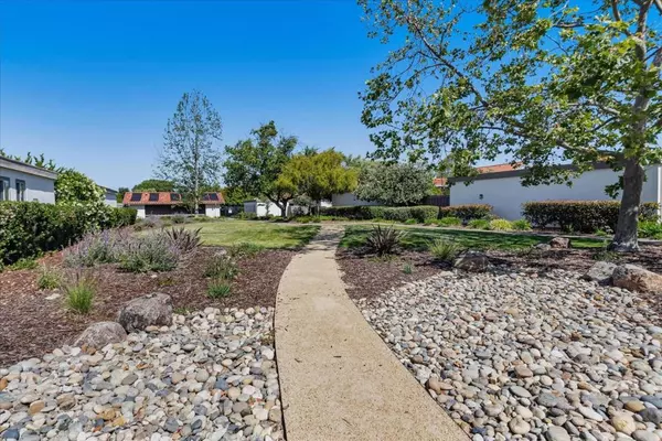 8080 Park Villa CIR, Cupertino, CA 95014