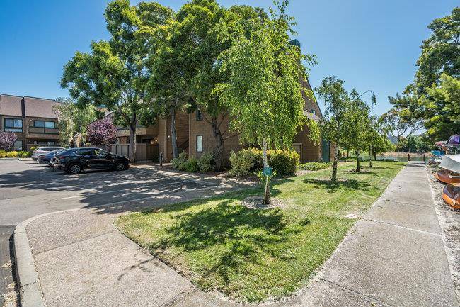 CA 94065,97 Pelican LN