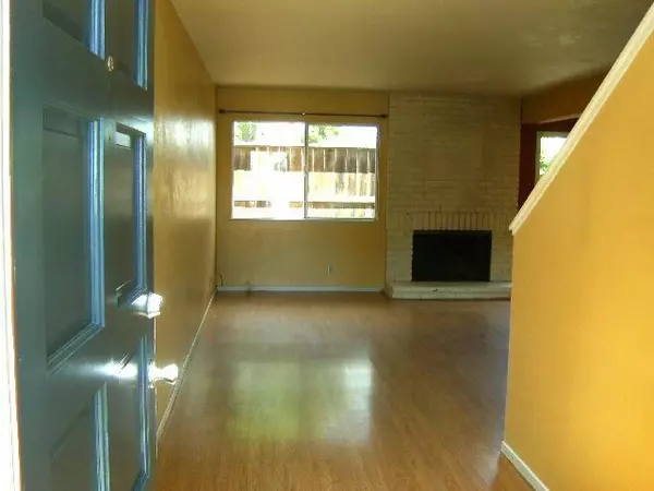 Salinas, CA 93901,345 Coleridge DR #100