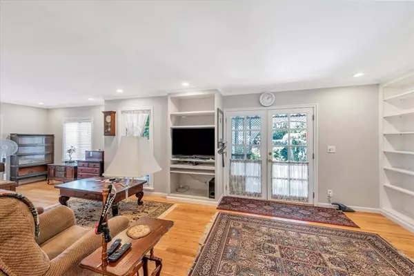 Los Gatos, CA 95030,14685 Oka RD
