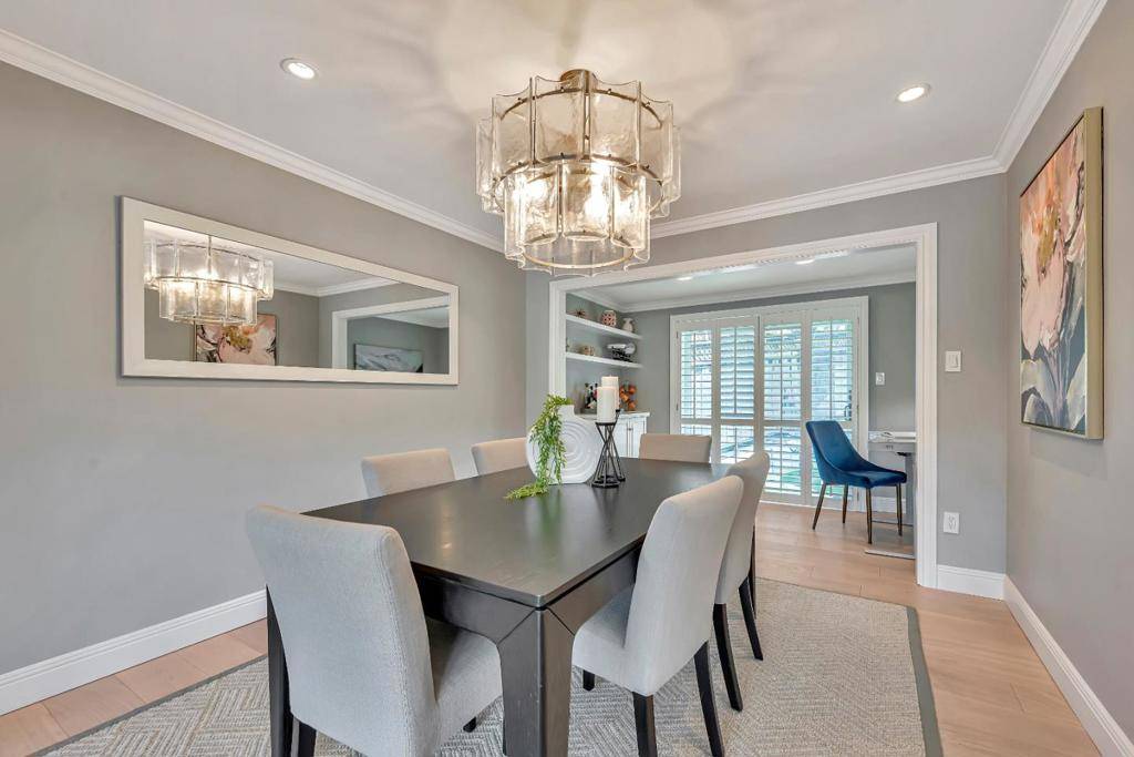 Redwood City, CA 94062,668 Barbour DR