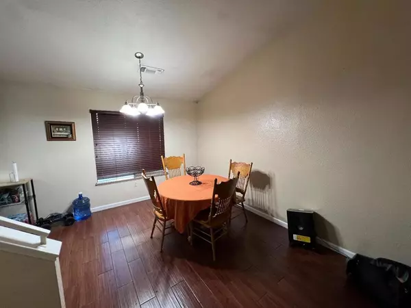 Turlock, CA 95380,1500 Springville WAY