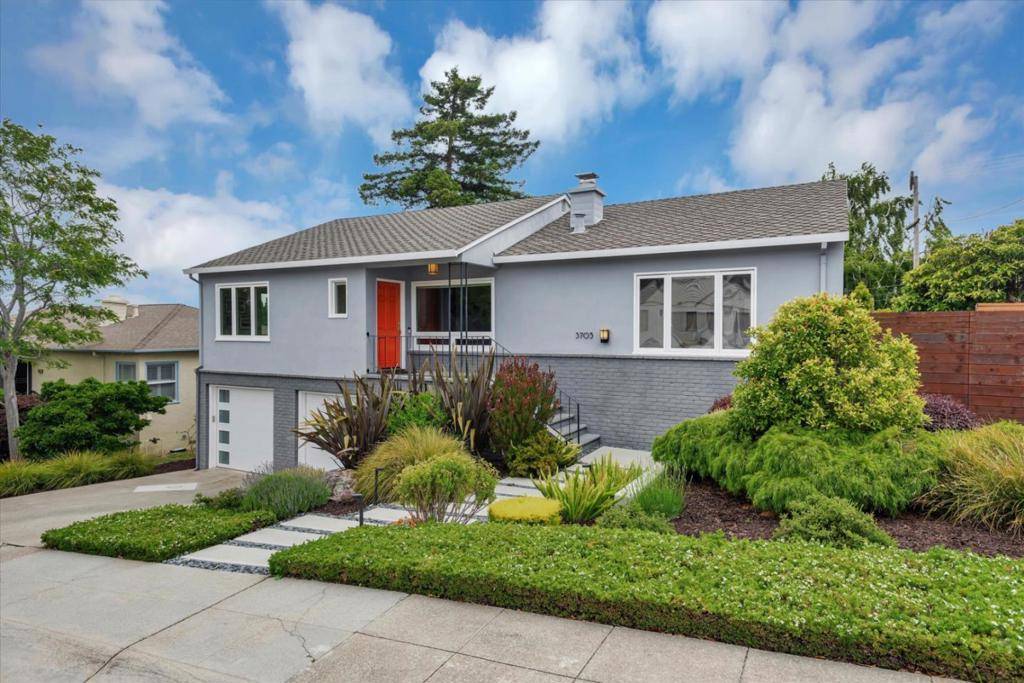 San Mateo, CA 94403,3705 Kenwood AVE